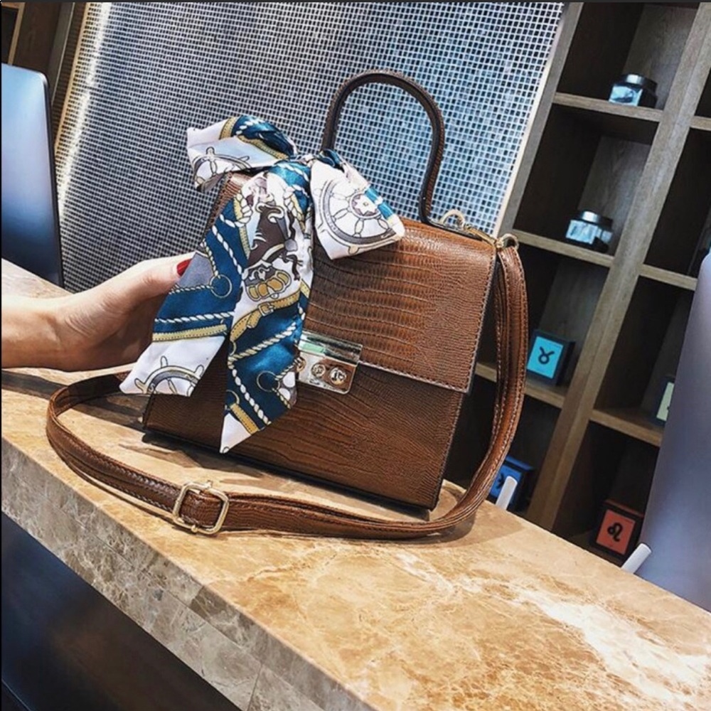 Leather bag